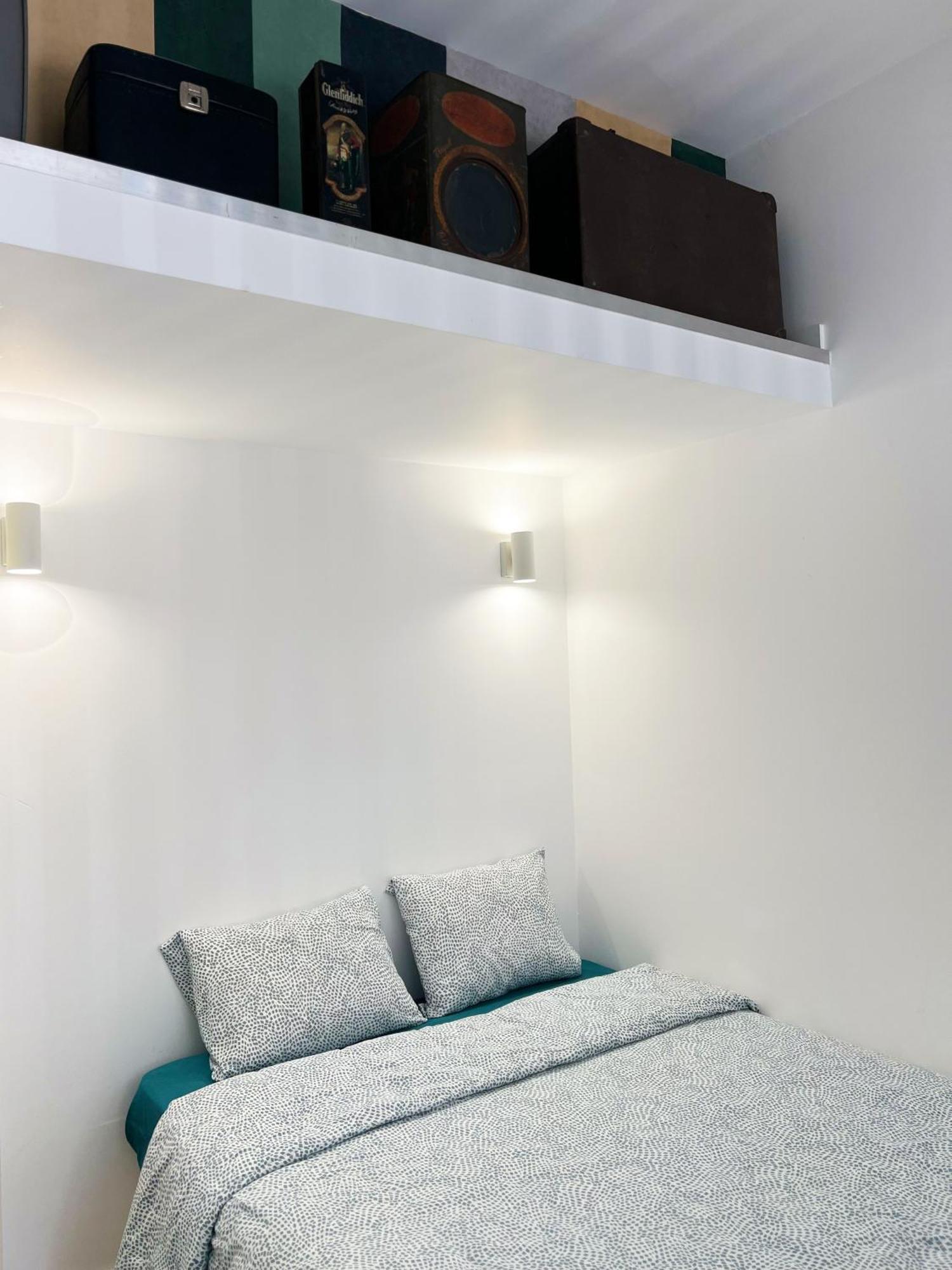 Seaside Studio - Peniche Apartment Bagian luar foto