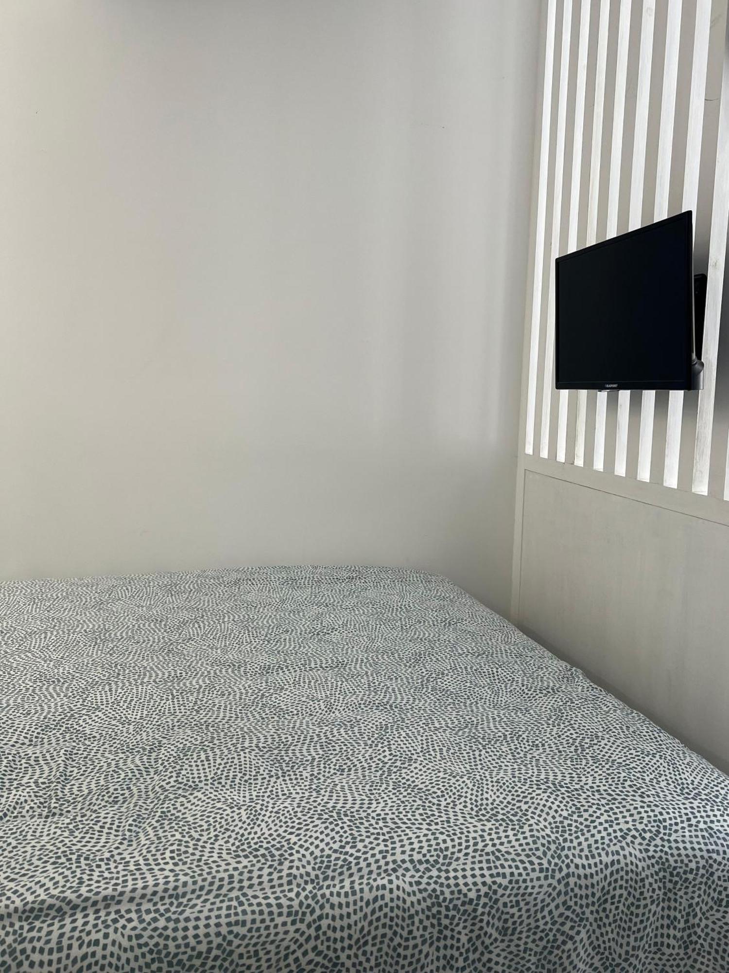 Seaside Studio - Peniche Apartment Bagian luar foto